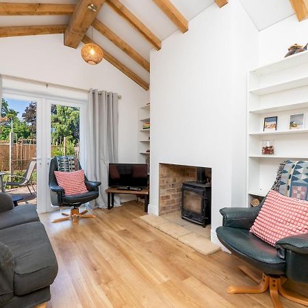 Pass The Keys Spacious Family Home With Parking Bath Exteriör bild