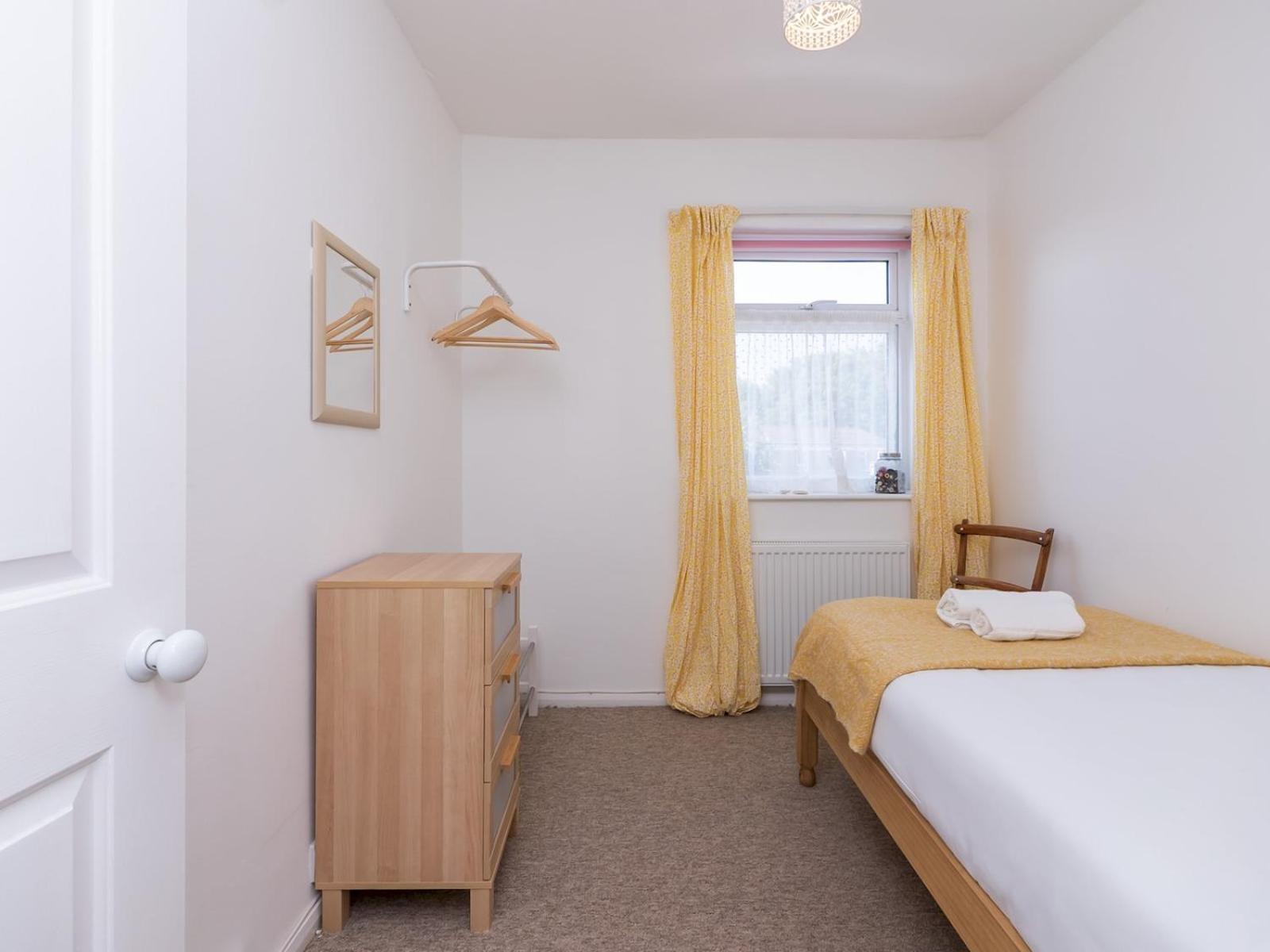 Pass The Keys Spacious Family Home With Parking Bath Exteriör bild